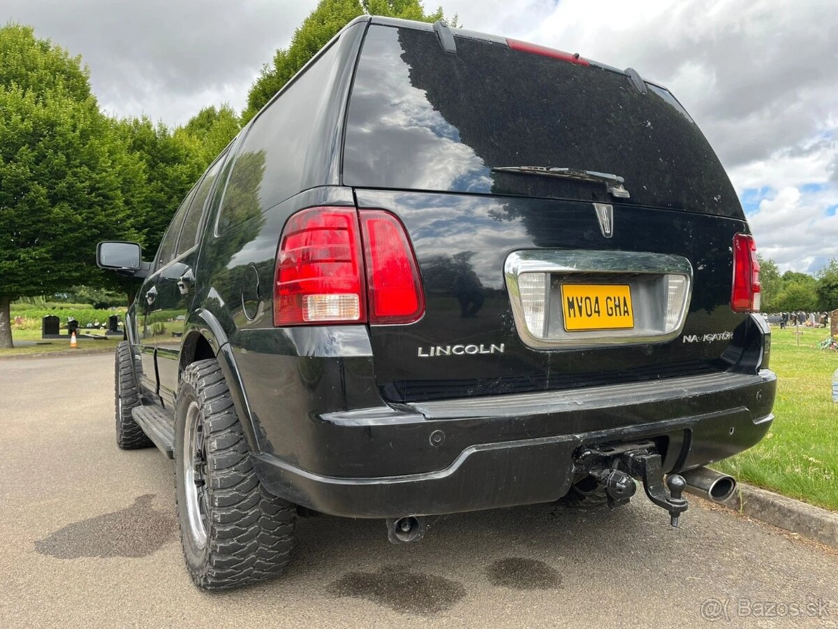 LINCOLN NAVIGATOR LIFTED 4X4 V8 BENZÍN / LPG - 12