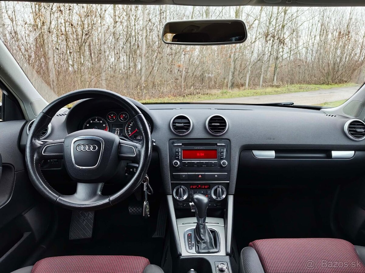 Audi A3 Sportback 1.8 T FSI Attraction S tronic - 12