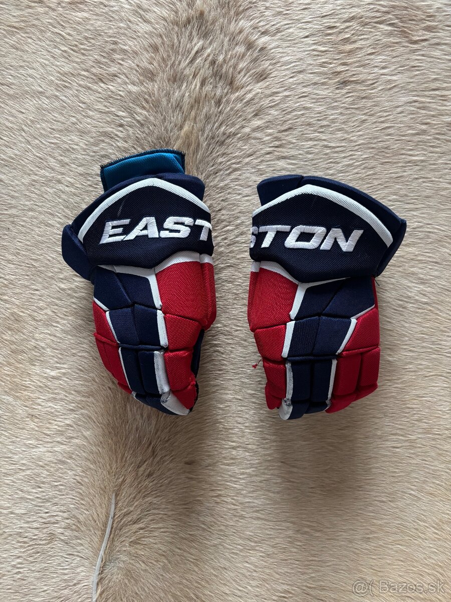 Predam hokejovu vystroj - 12