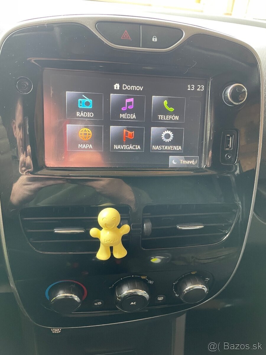 Renault Clio IV GrandTour - 12