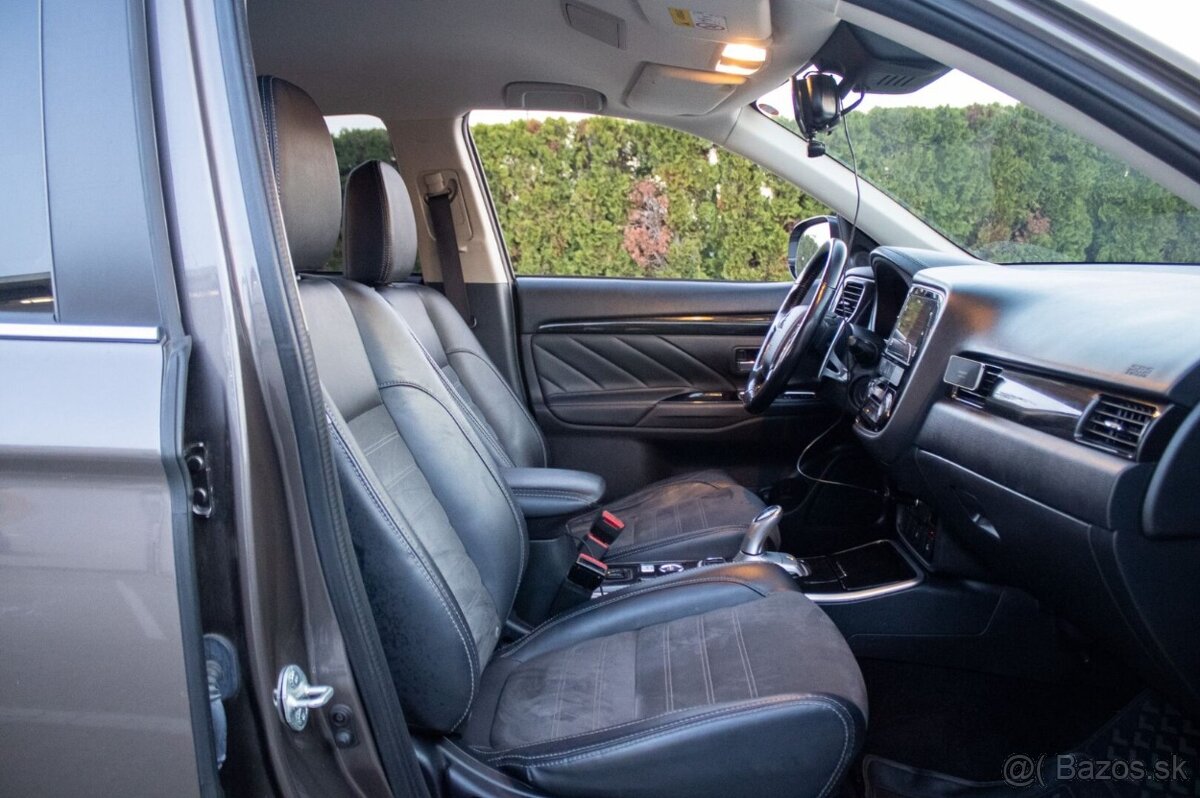 Mitsubishi Outlander 2.0i PHEV Hybrid - ODPOČET DPH - 12