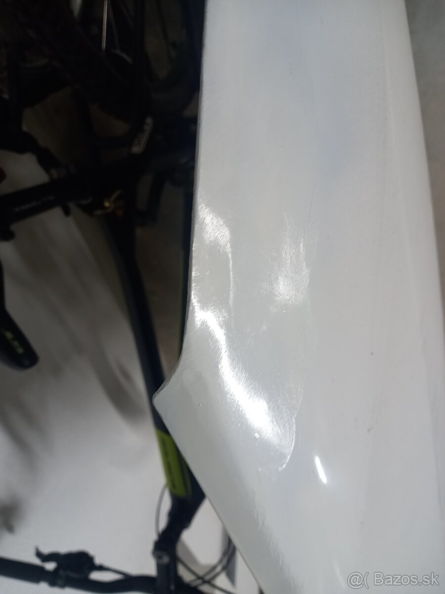 Predná kapota na Hyundai Tucson - 12