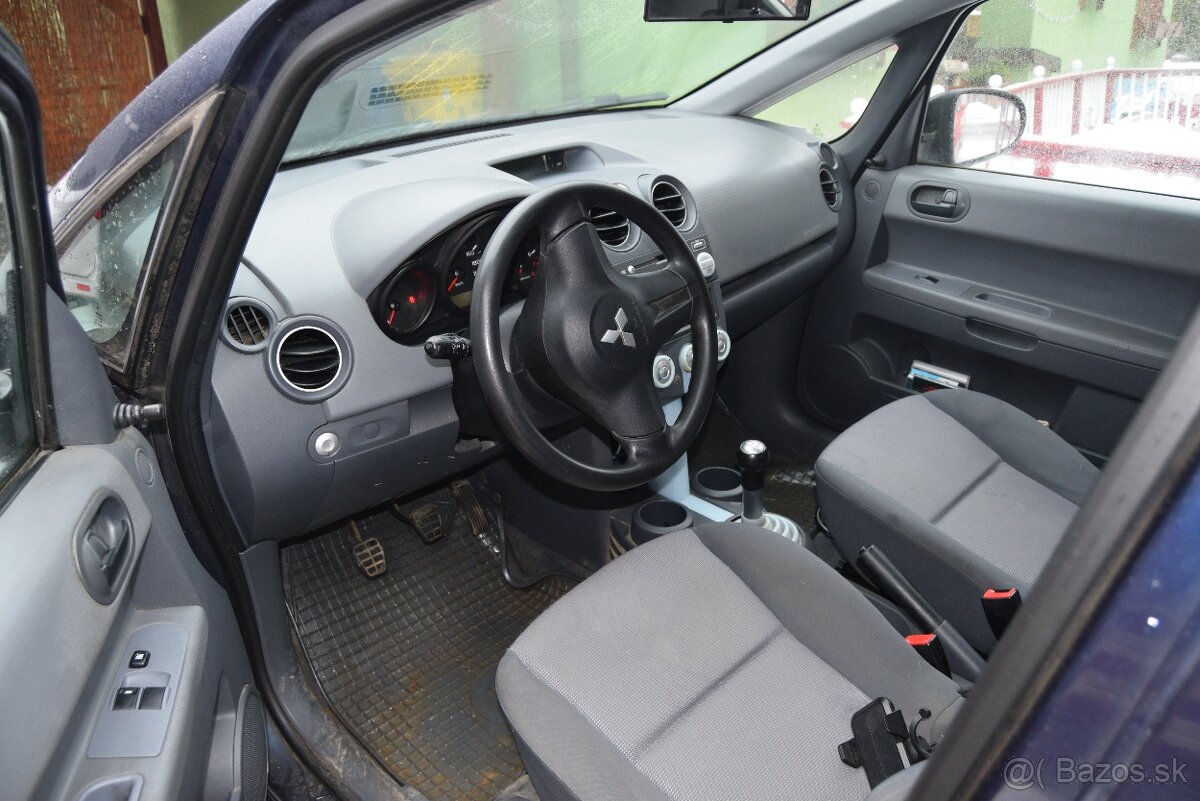 Mitsubishi Colt 1.1, benzín, 84 600 km - 12