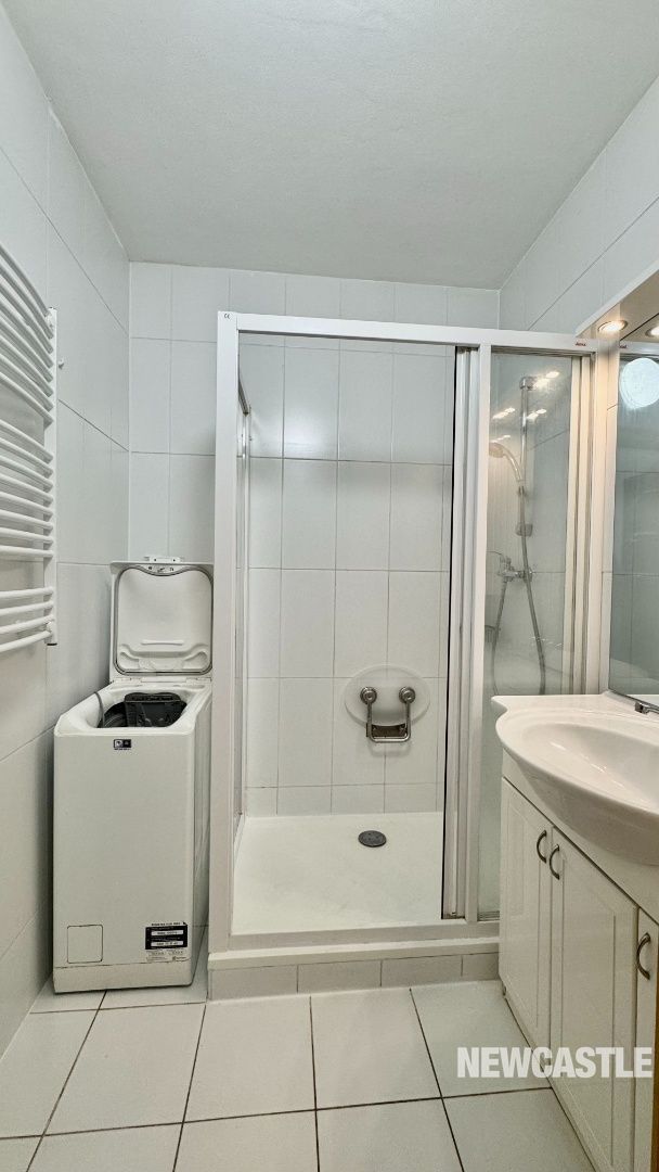 NEWCASTLE⏐PRENÁJOM, 3 izbový byt (72m2) + logia - 12