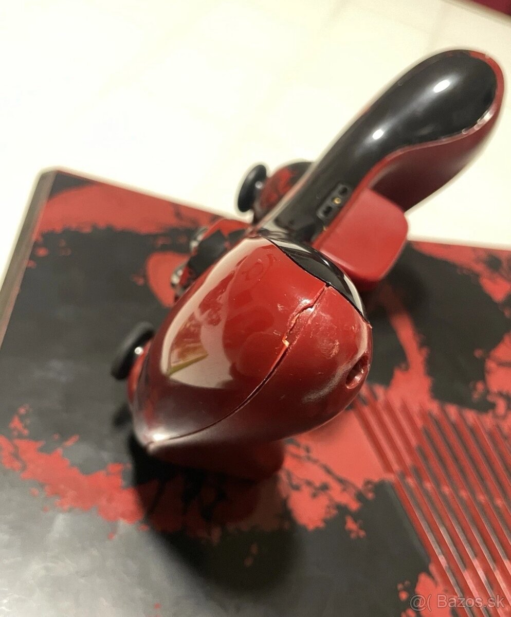 Xbox 360 Slim 320GB Gear Of War Bundle - 12