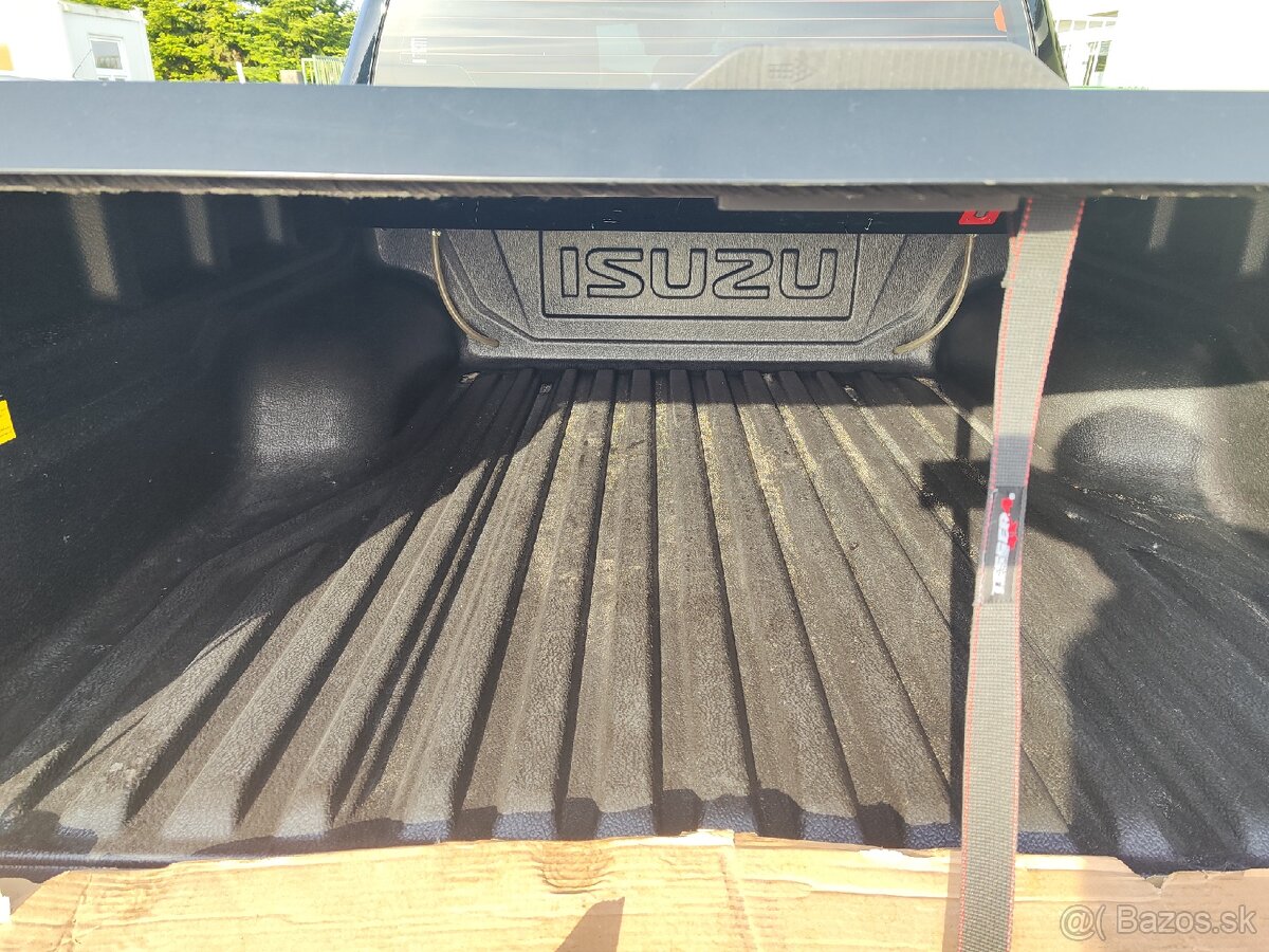 ISUZU D-MAX 2021 LSE - 12