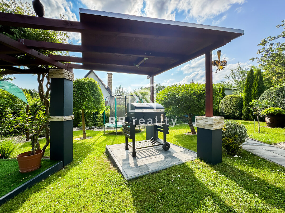 Chata Nováčany – kompletne zariadená a pripravená na relax - 12