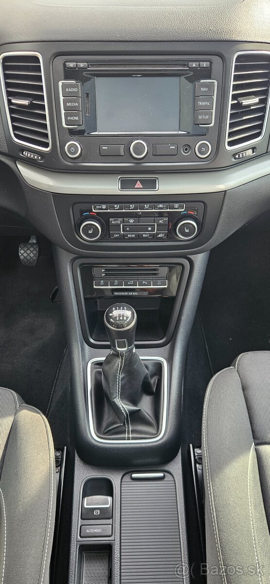 SHARAN 2.0TDI 125KW 7-miest/XEN/PANO /// T O P /// - 12