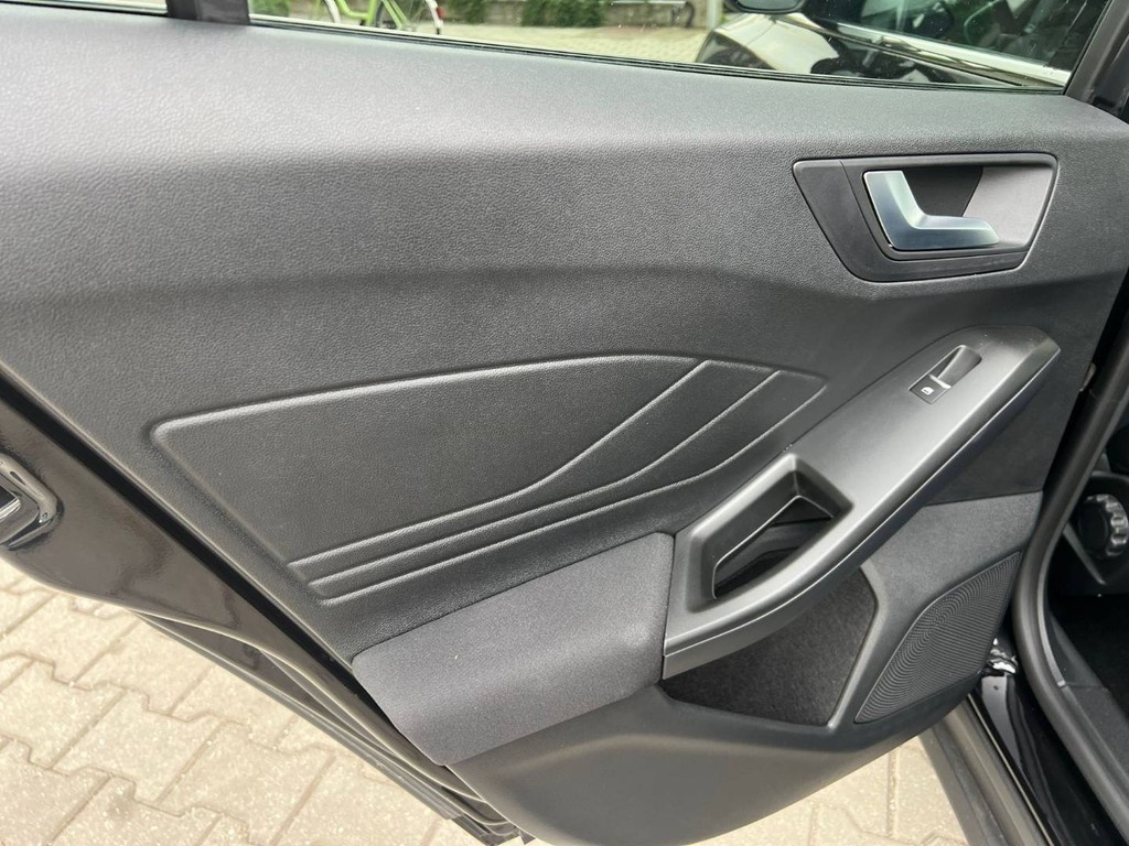 Ford Focus Kombi 1.0 EcoBoost mHEV 91kw A7 - 12