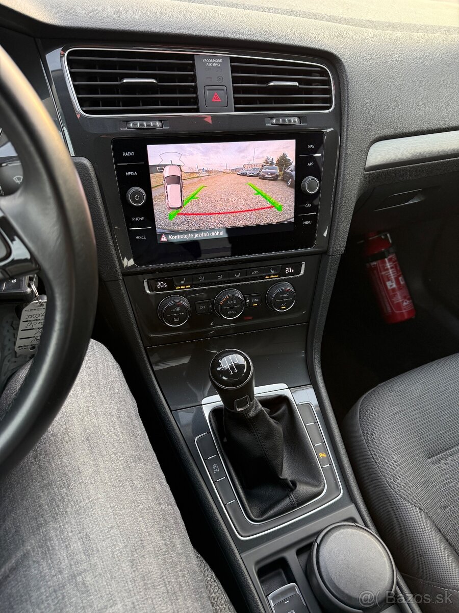 Volkswagen Golf 7.5 1.6TDI Comfortline - 12