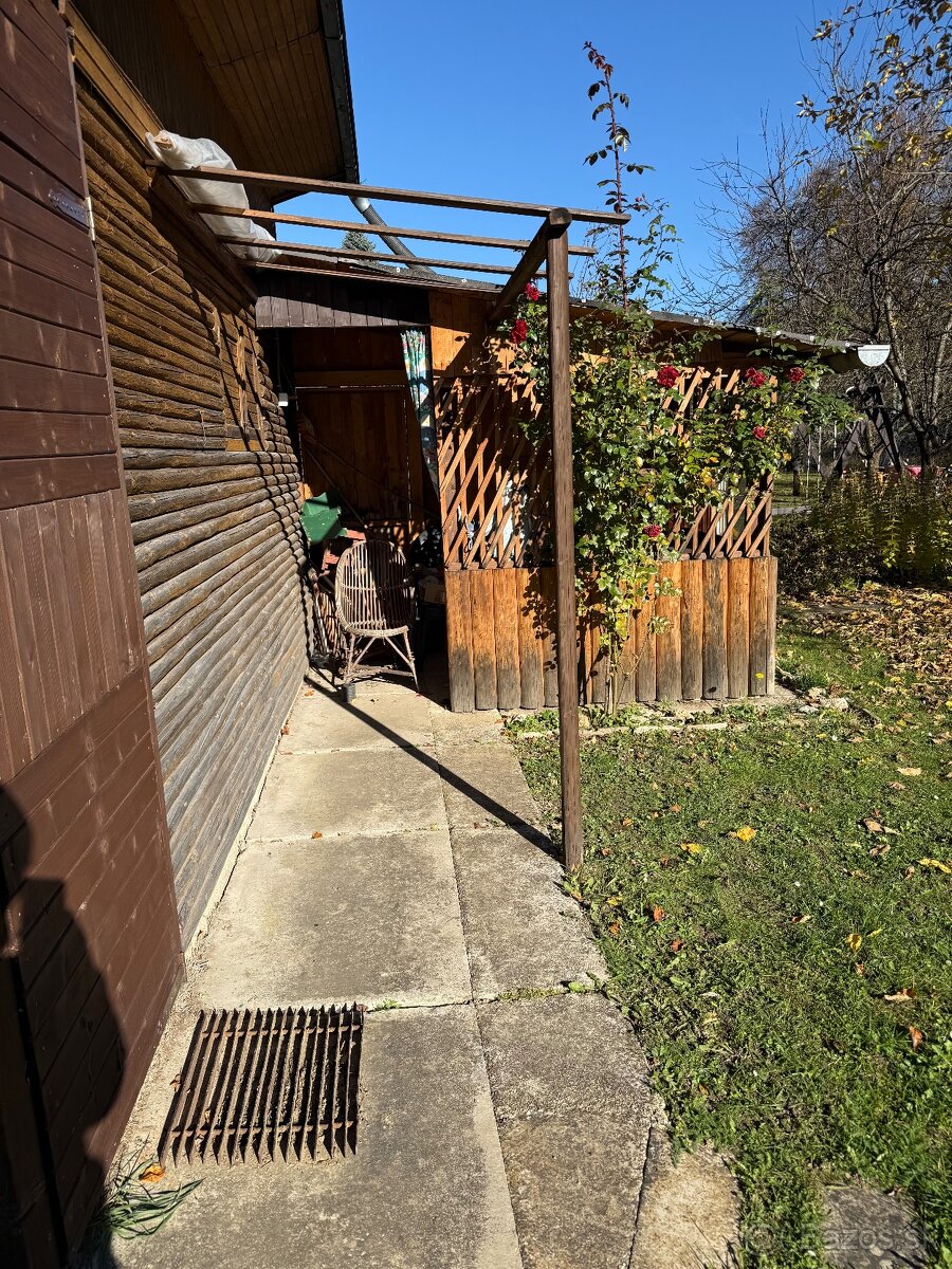 Rekreačna chatka v kúpeľnom mestečku Rajecke Teplice - 12