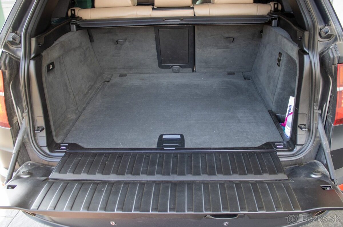 BMW X5 xDrive30d, 173kW AT/6 - 12