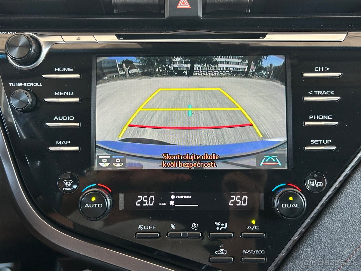 Toyota Camry 2,5 Hybrid SR - 12