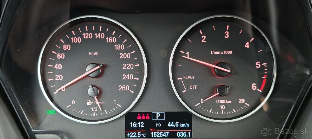 BMW X1 sDrive 18d Advantage A/T - 12