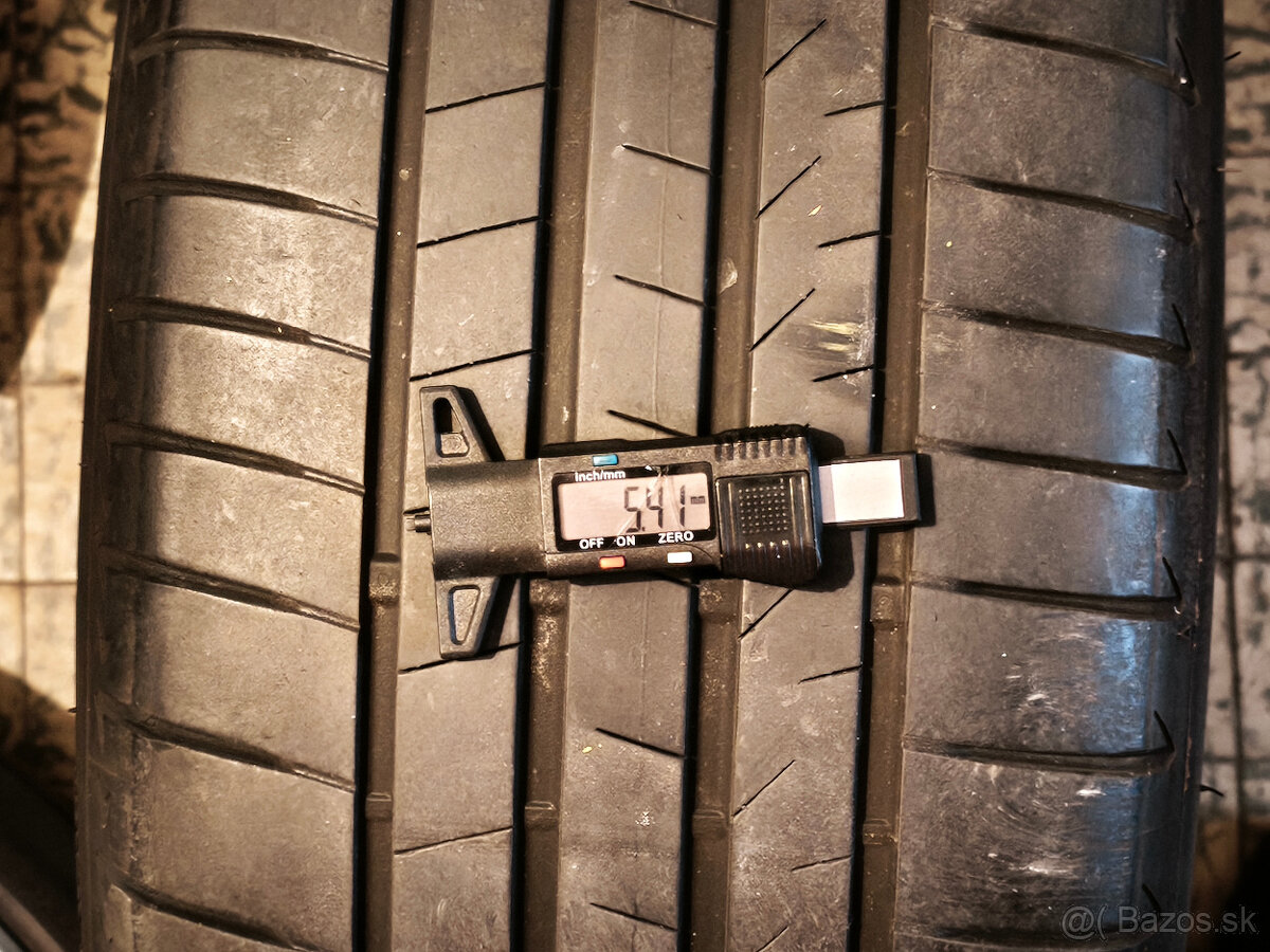 Audi Q8 e-tron - originál 20" alu letná sada - 12