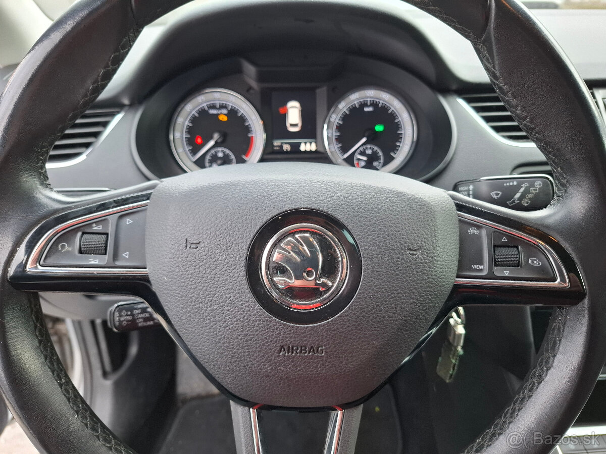 ŠKODA OCTAVIA COMBI 1.6 TDi AUTOMAT 2018 - 12