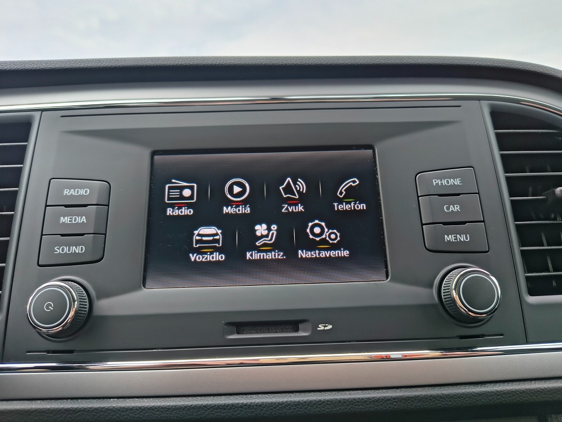 2018_SEAT LEON combi TGI_benzín-plyn_1.maj.SR_6.250€ netto_ - 12