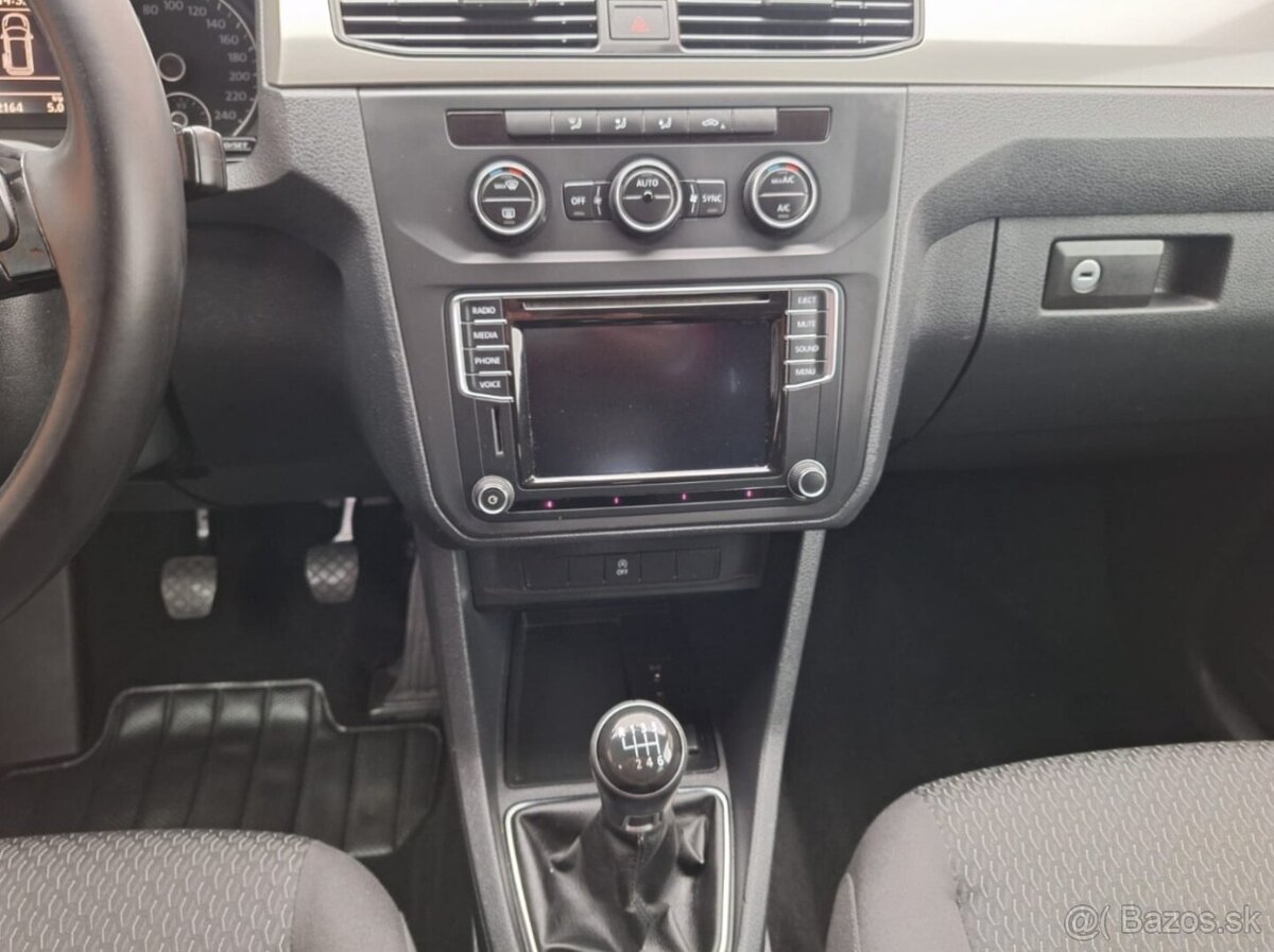 VOLKSWAGEN CADDY MAXI 1,4i 7míst záruka km - 12