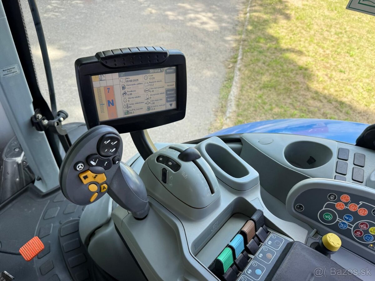 Zemědělský traktor New Holland T7.260 rok výroby 2014 8100 m - 12