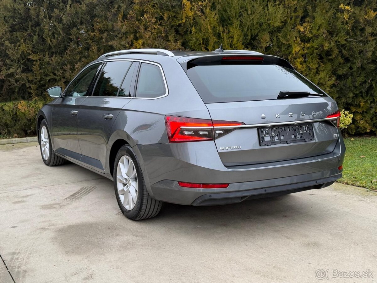 ŠKODA SUPERB COMBI IV,DSG,MATRIX,PANO,KAMERA,ZIMNE PNEU - 12