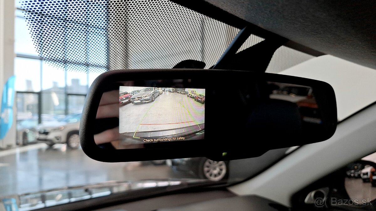 Mitsubishi Outlander - 12