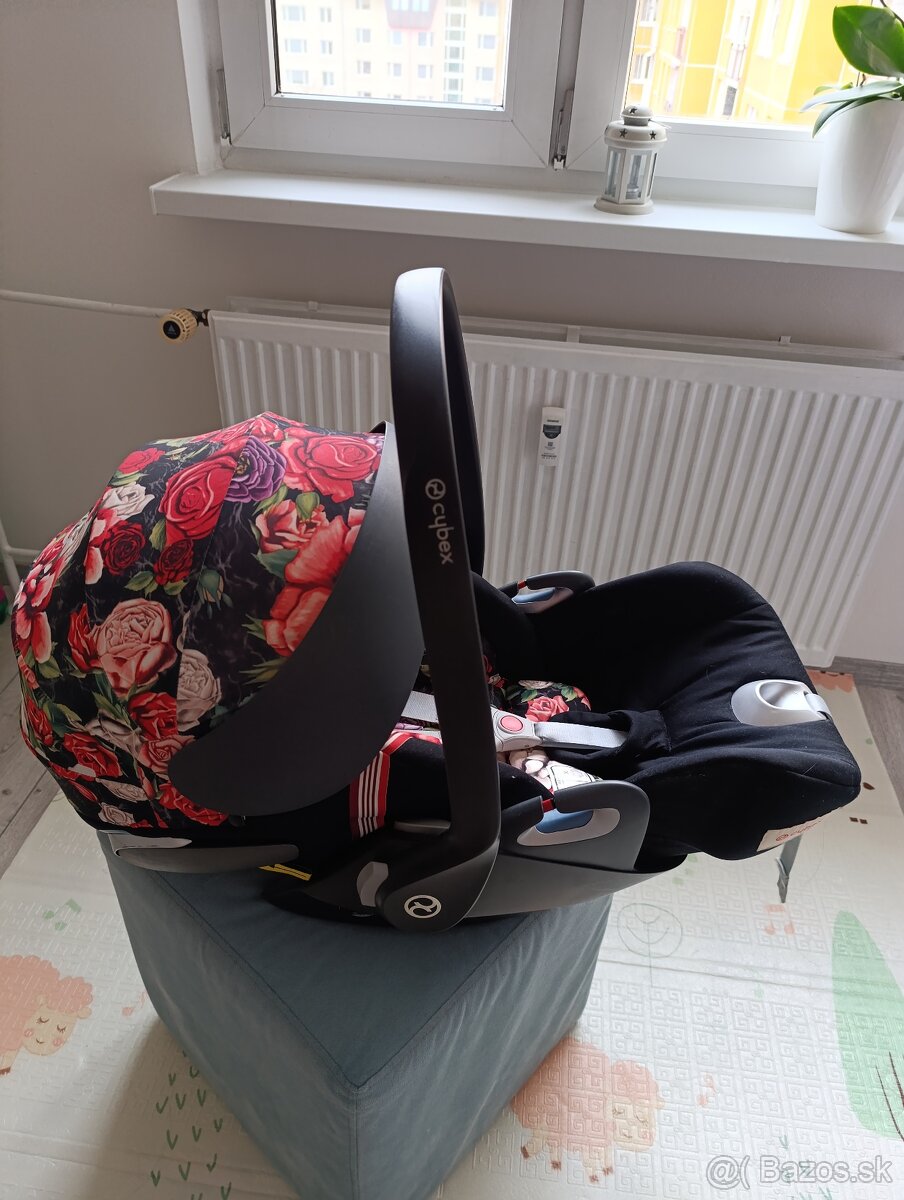 Vajíčko CYBEX Cloud Z I-Size Spring Blossom Dark - 12