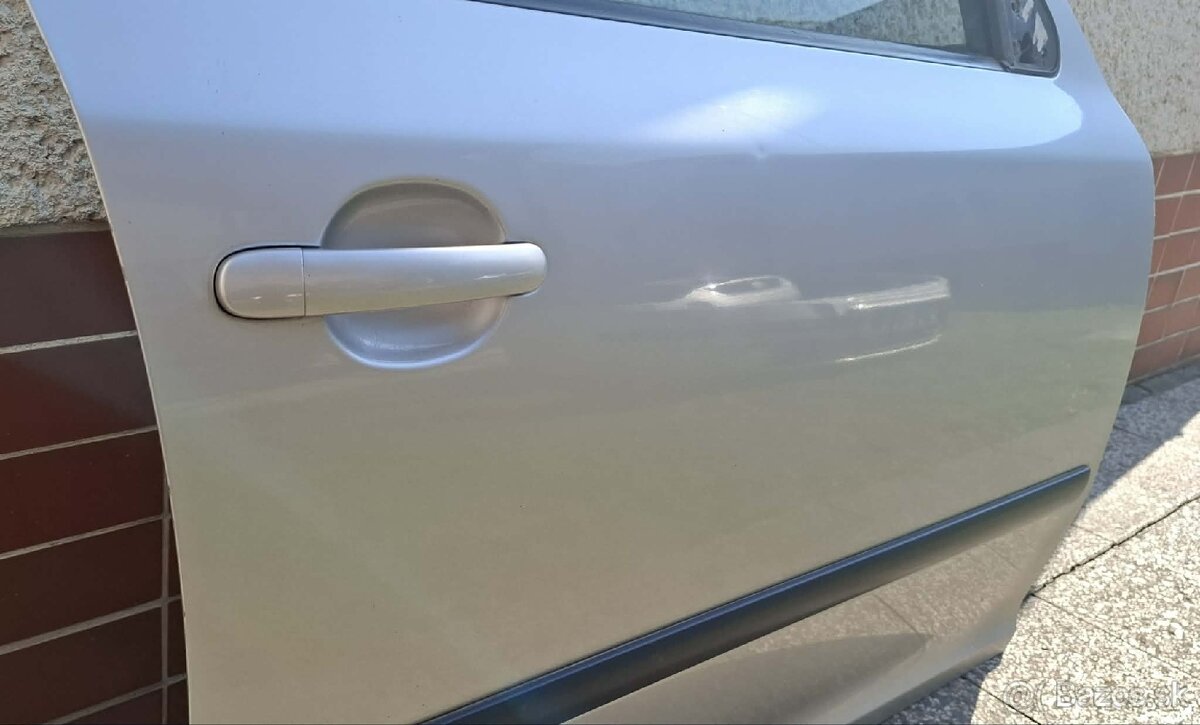 Predné dvere Škoda Octavia 2 strieborné 9102 - 12