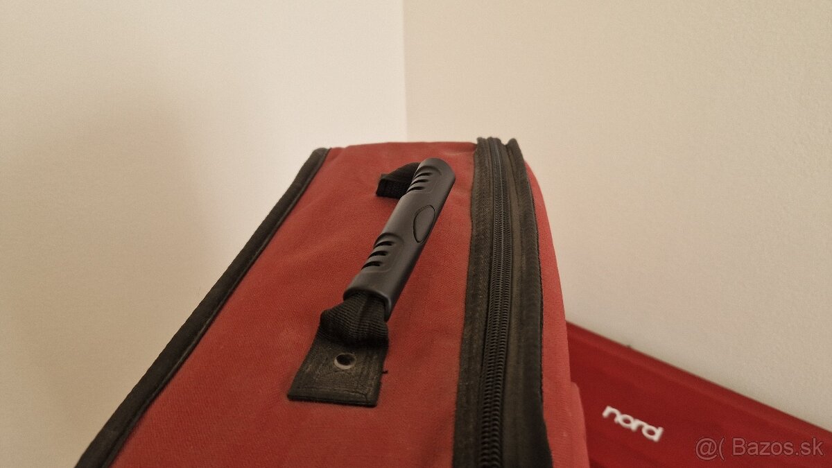 Predám Nord Piano 3 + príslušenstvo - 12