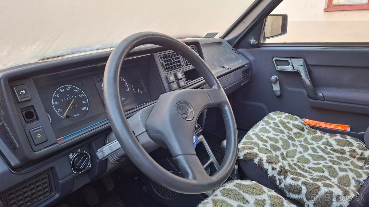 Škoda favorit glxi - 12