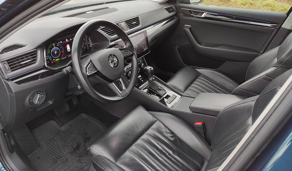 Škoda Superb IV kombi PHEV L&K - 12