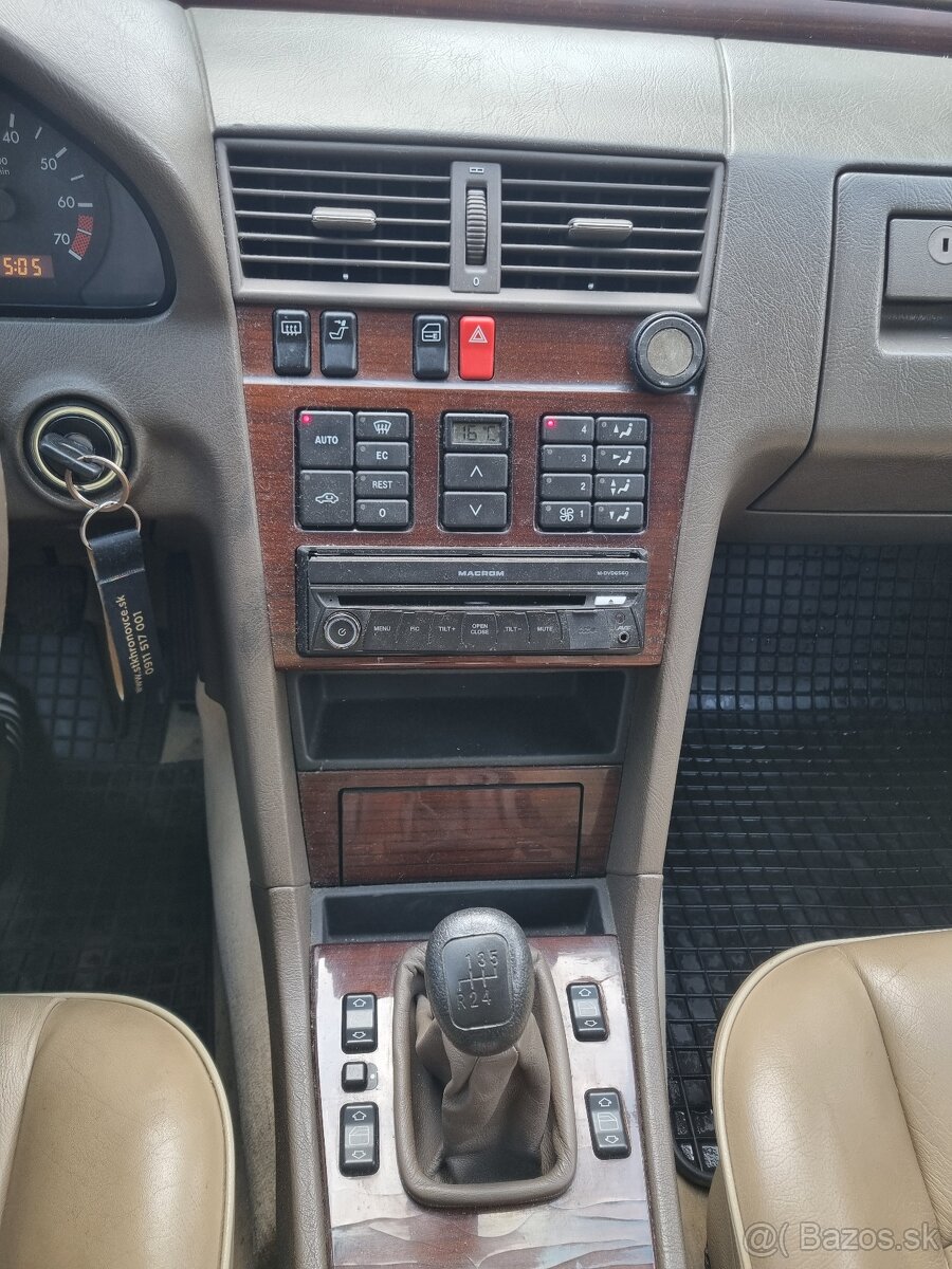 MERCEDES BENZ W202 C200 ROK-1994 - 12