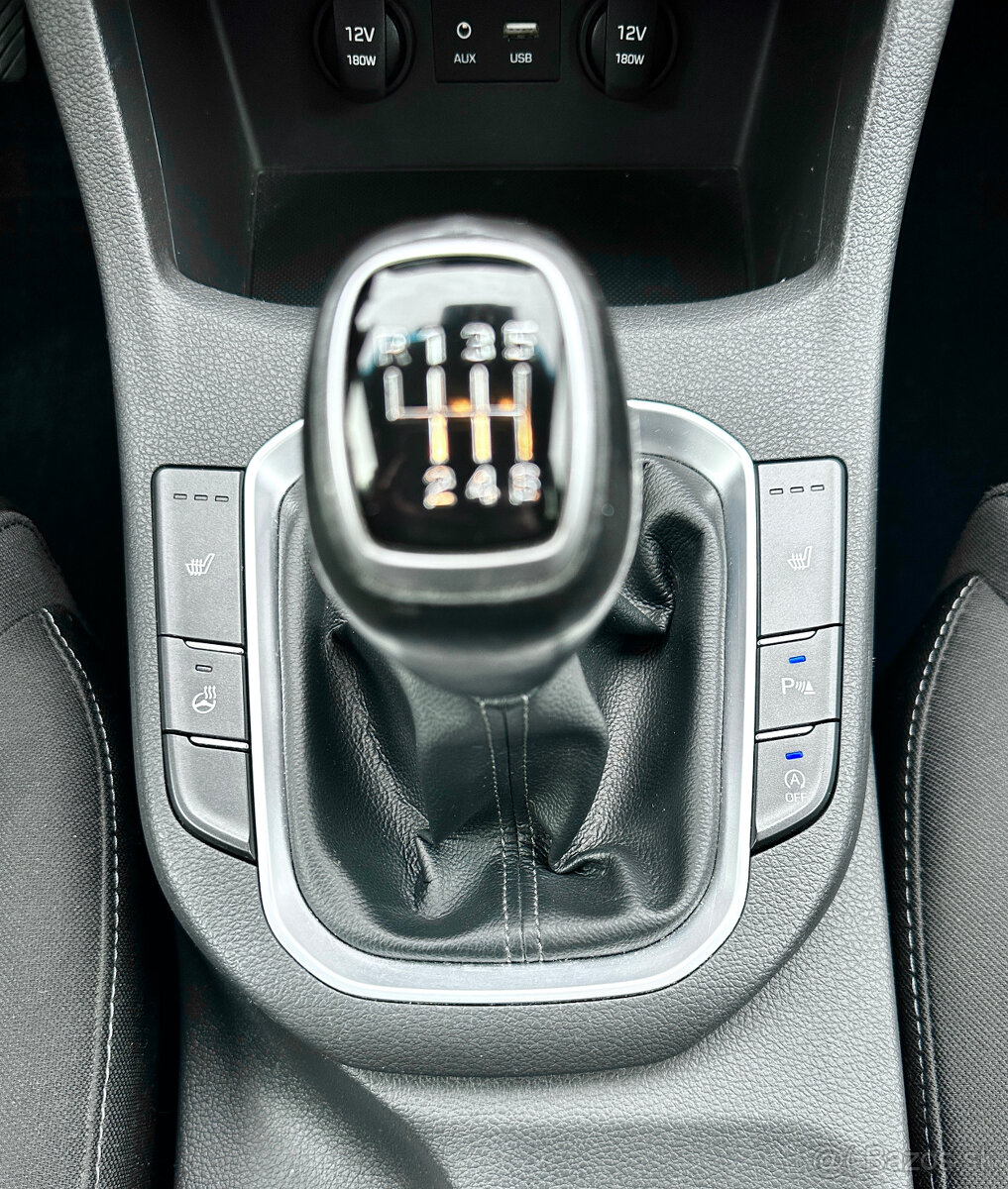 Hyundai i30 CW Kombi 1.4 T-GDi Slovensko - 12