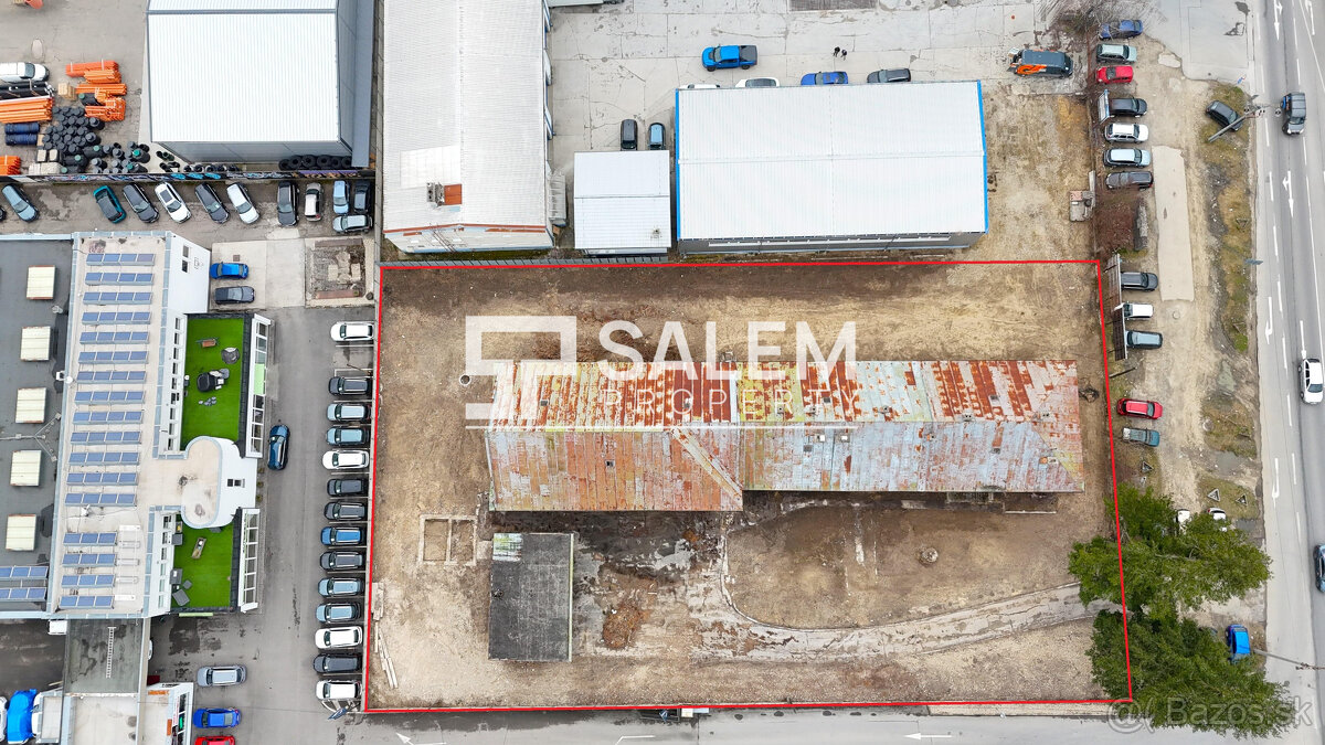 Budova s pozemok 3366m2 v centre mesta, Bytča - 12