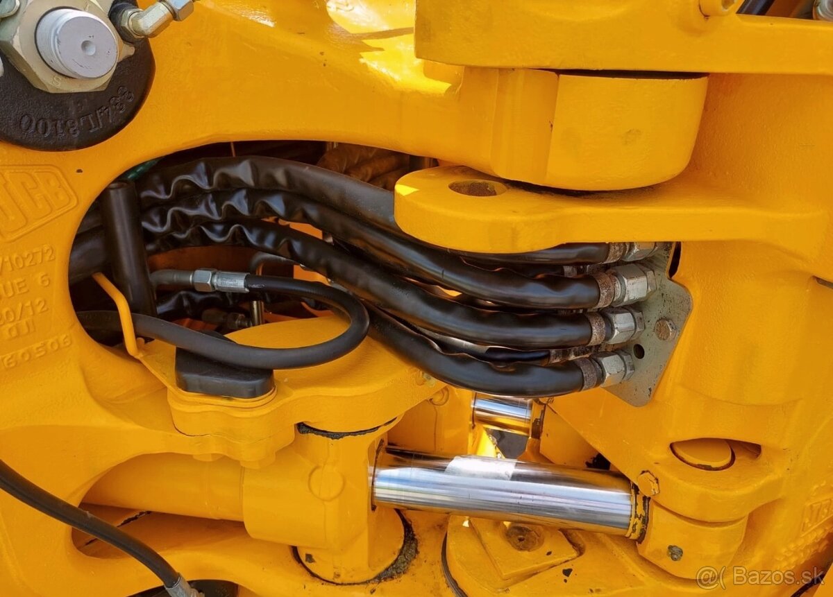 JCB 3CX Contractor - 12