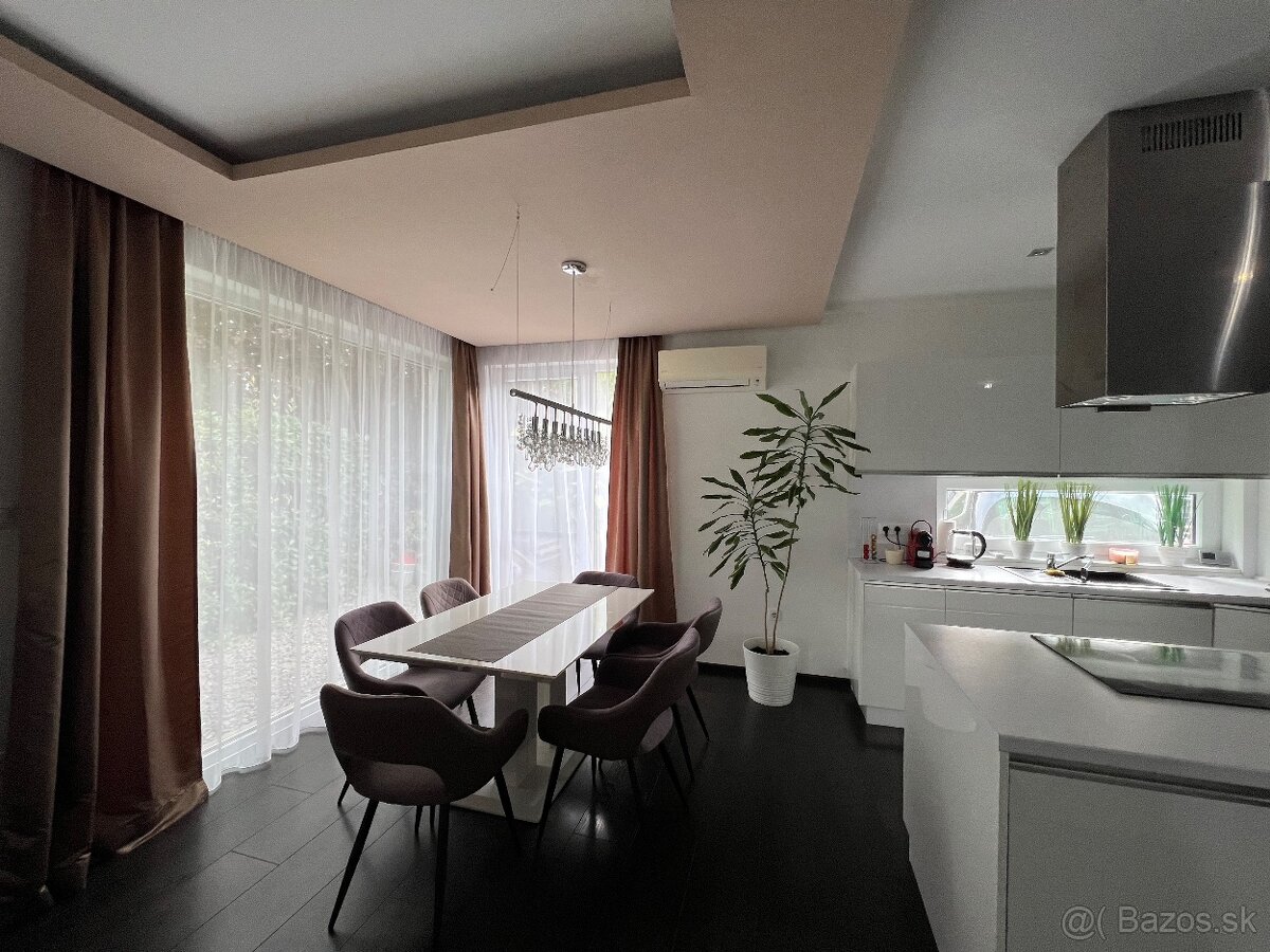 Prenajmem 4-izbový rodinný dom so vstupom do jazera – Green - 12