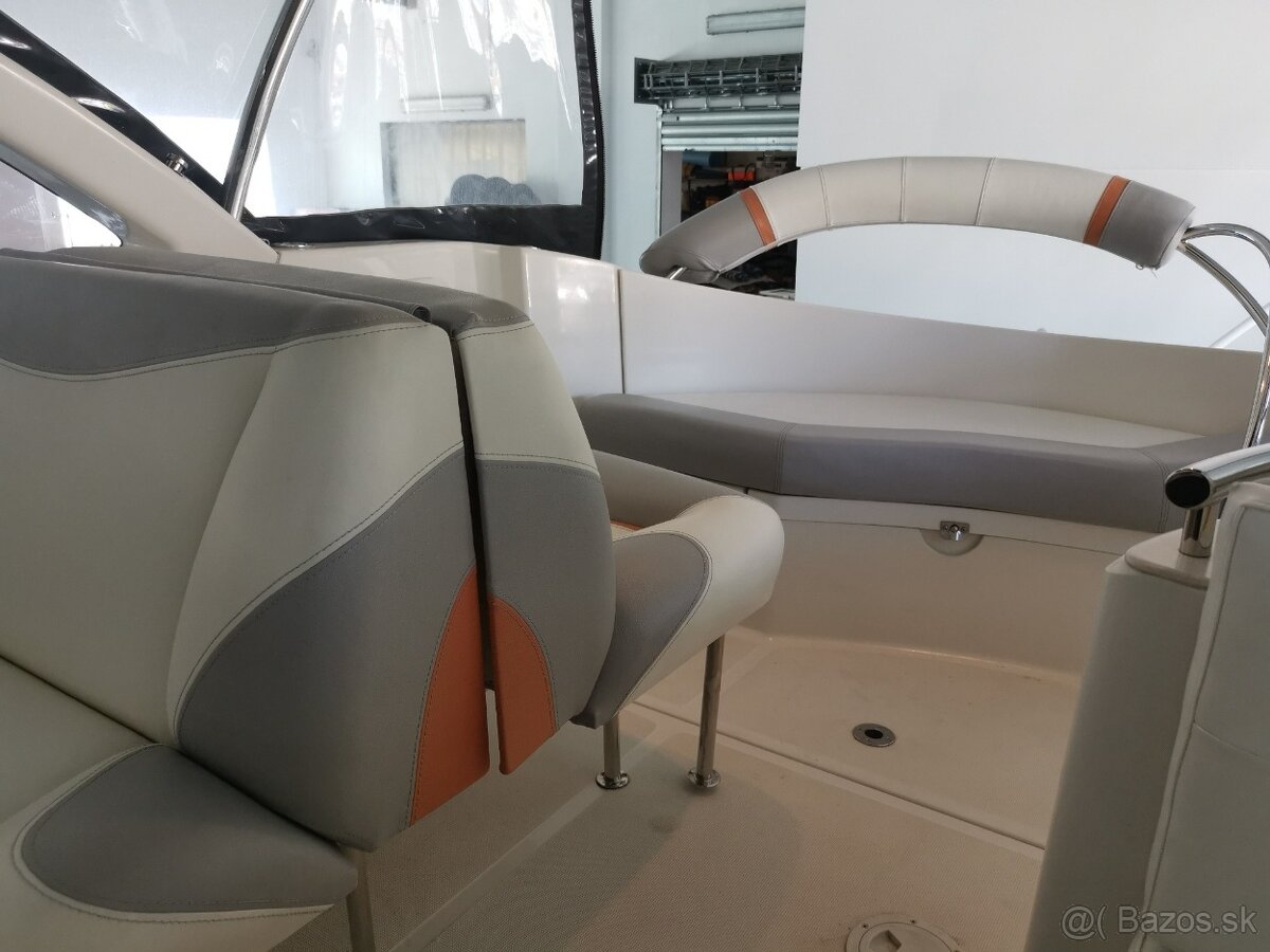 Quicksilver 890 - 12