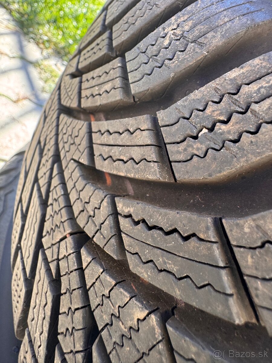 Disky BMW BBS Originál 205/55r16 zimné pneu Continental - 12