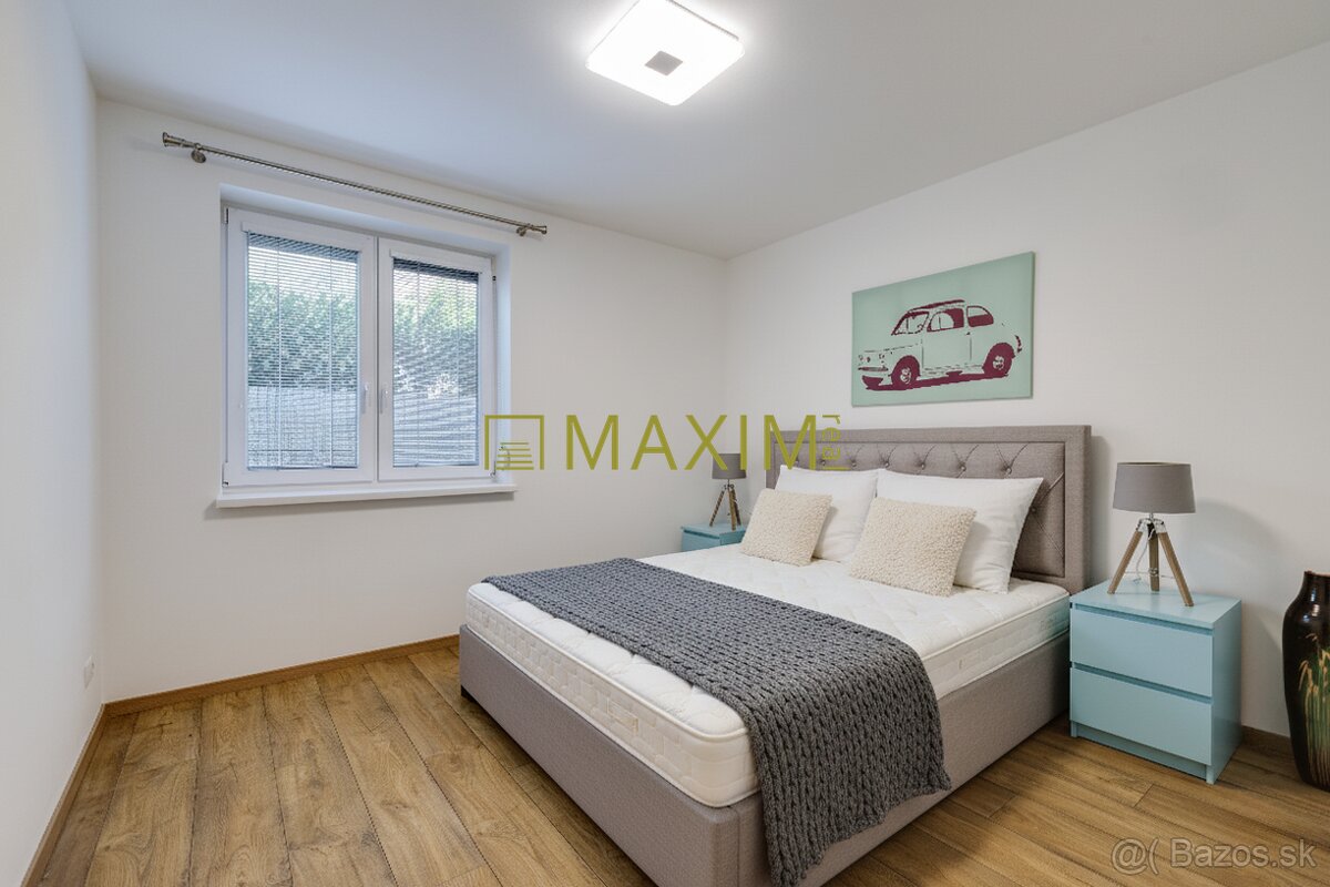 TOP Exkluzívny 4-izbový dom v Miloslavove: Bazén, záhrada, f - 12