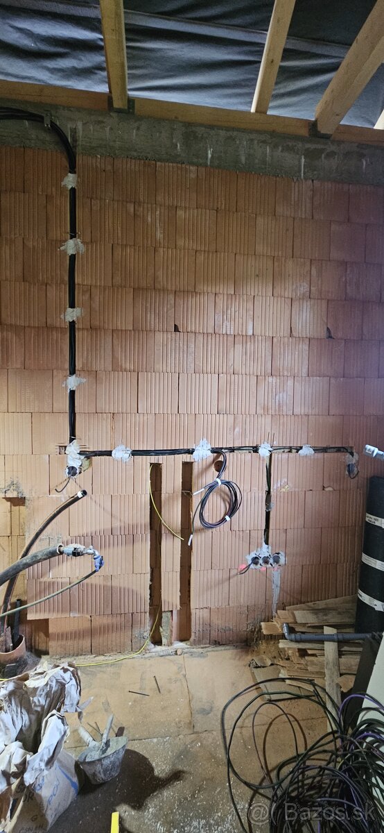 Elektroinštalačné práce, Elektrikár - 12