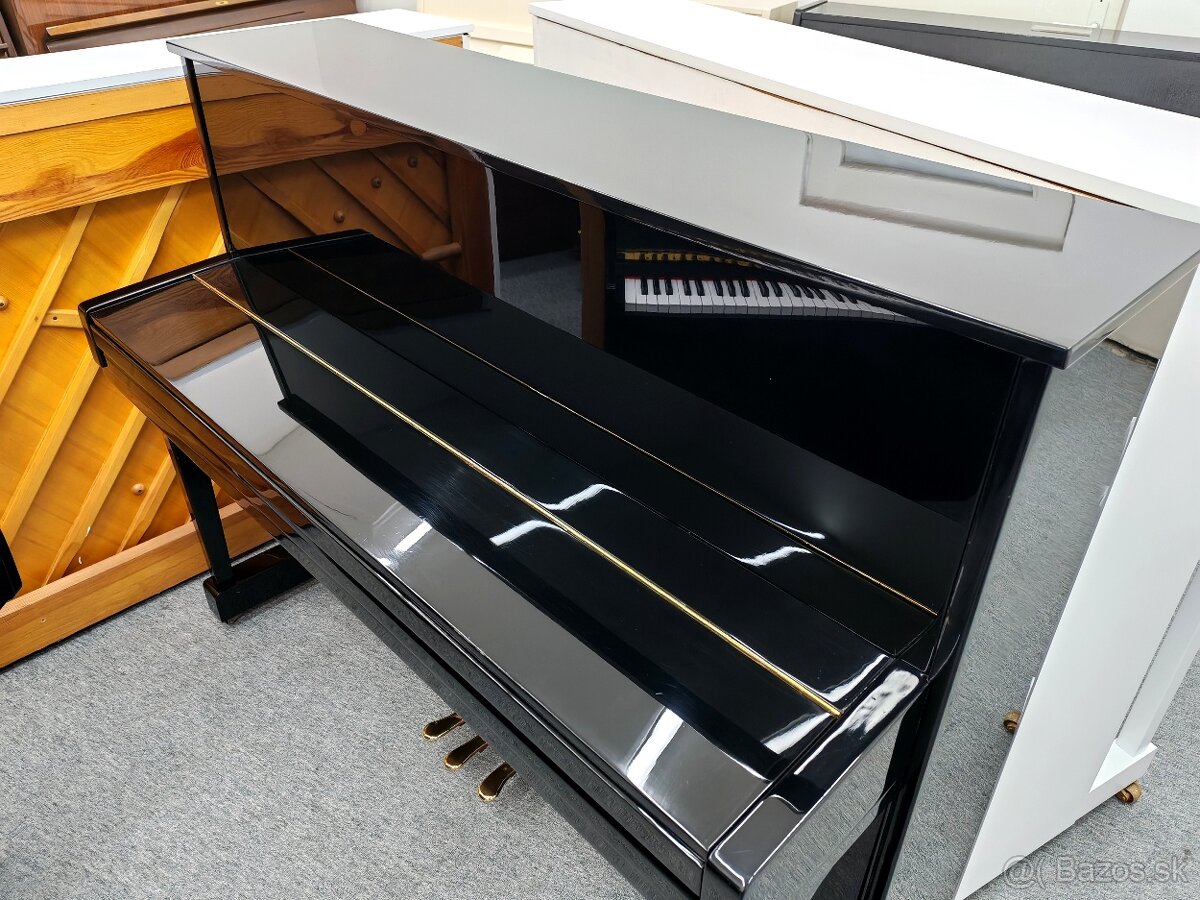 Moderné elegantné Piano dovoz celá SR - 12