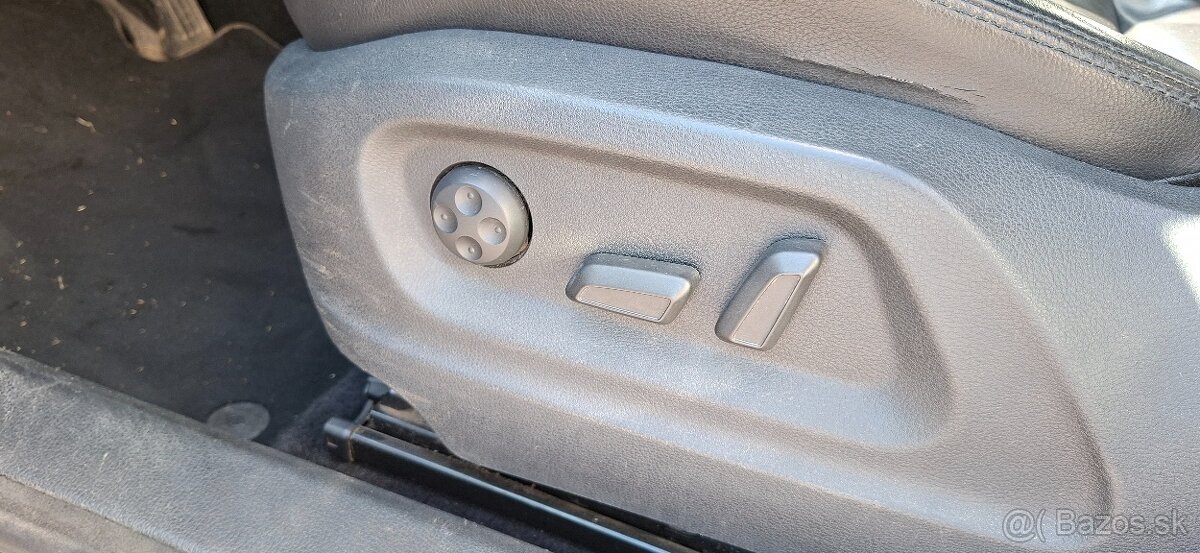 Tiguan 2,0TDI 4x4 automat - 12