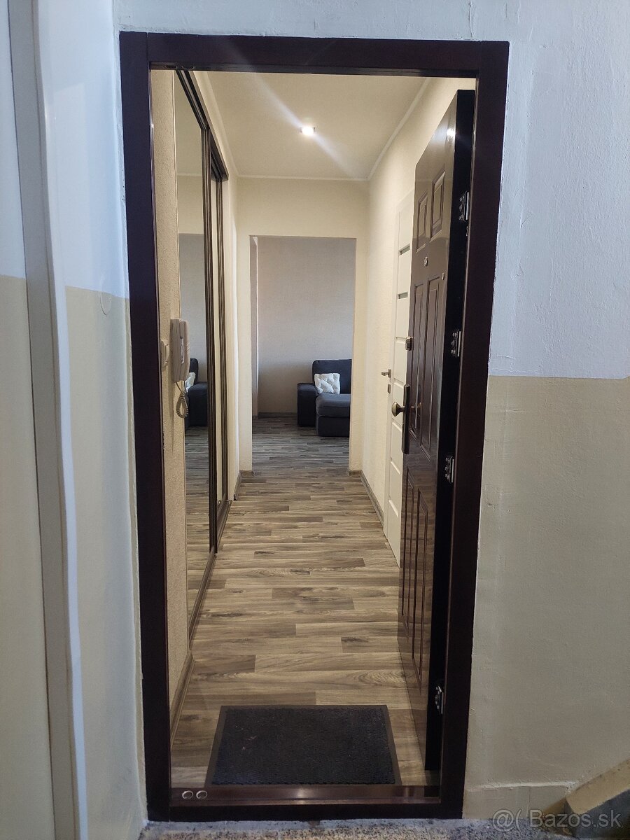 Predám 2 izb. byt s balkónom - 12