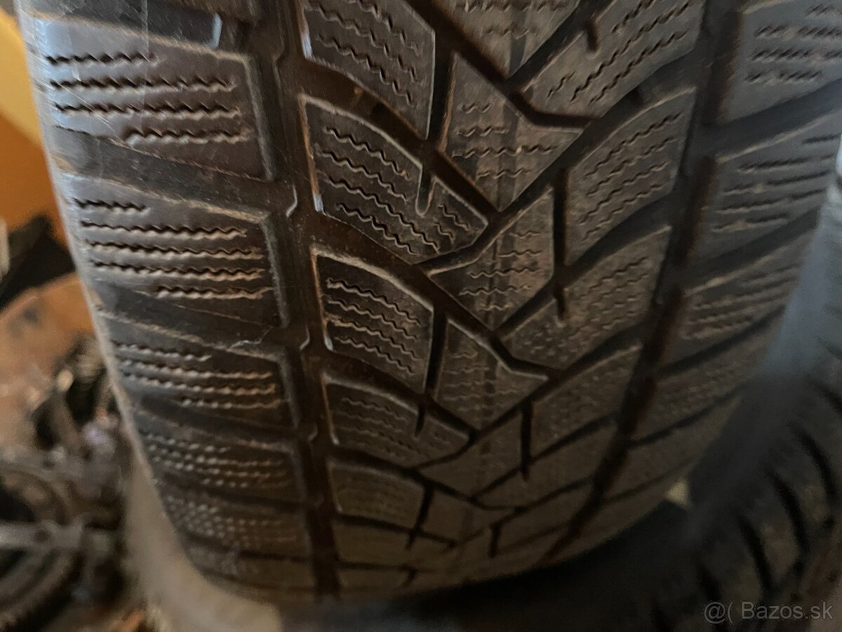 zimne pneu 215/60r16 95h - 12