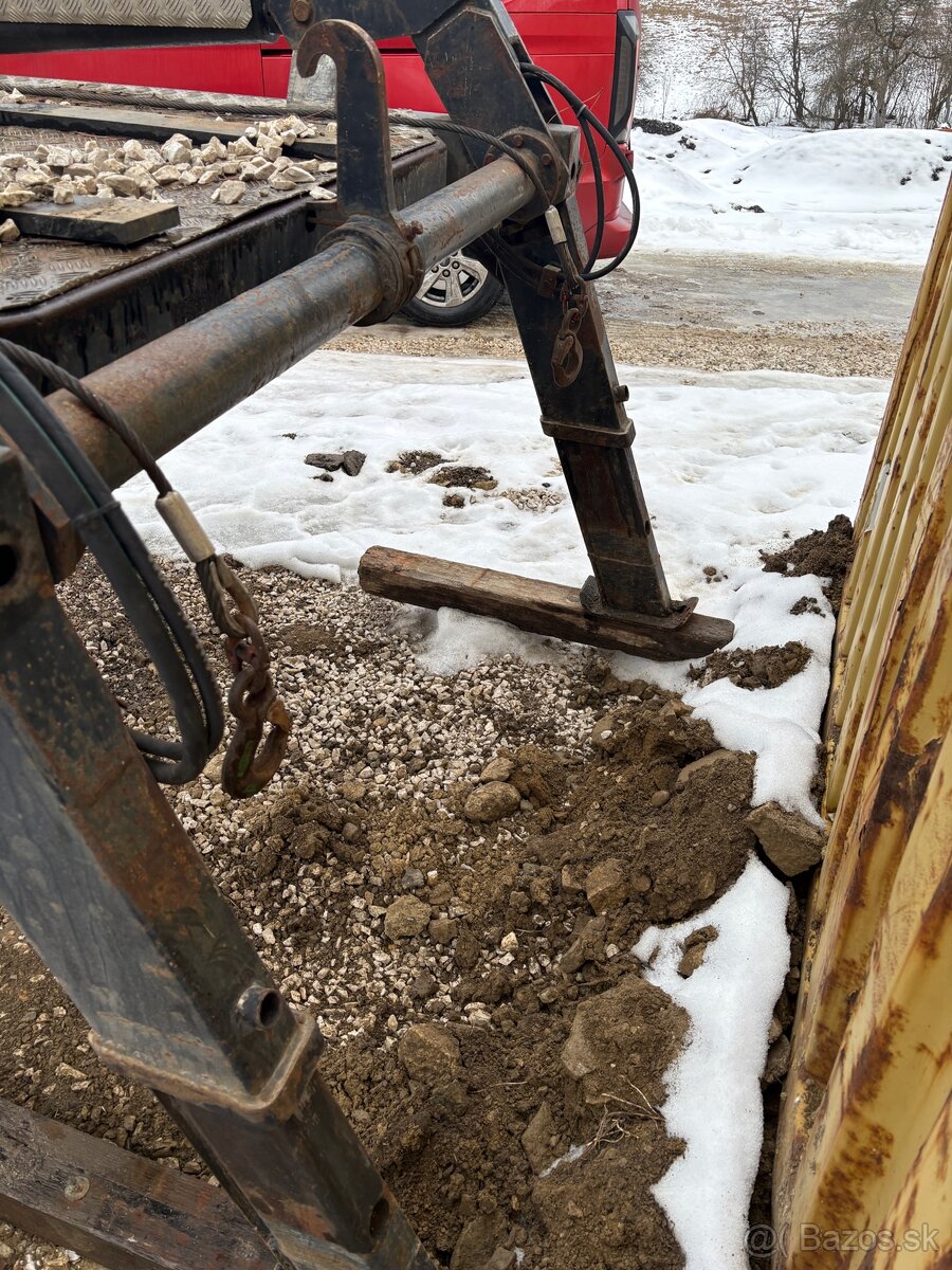 Multicar kontajnerova nadstavba na kratky razvor - 12