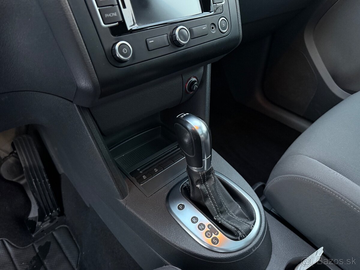VW TOURAN 2.0TDI DSG 7-miestny - 12