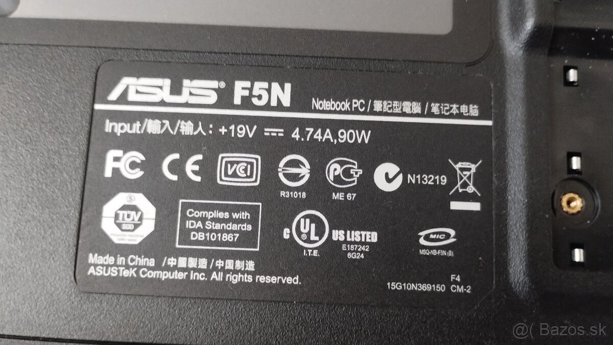 Predám notebook Asus F5N - 12