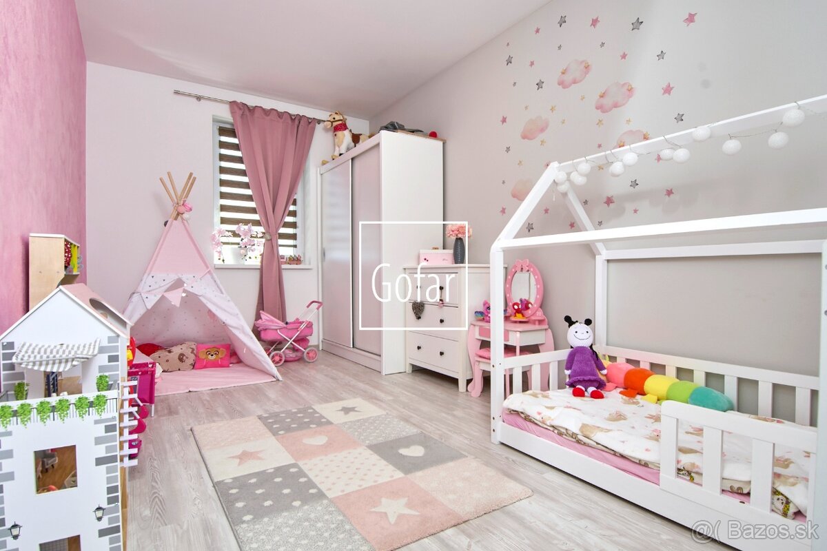 Zariadený energeticky úsporný 3i byt + 2xparking, Baka, DS - 12