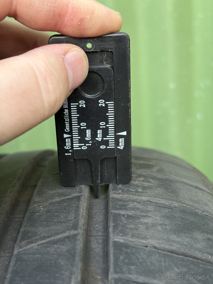 Bridgestone Alenza 001 235/50 R20 100W - letné pneu - 12