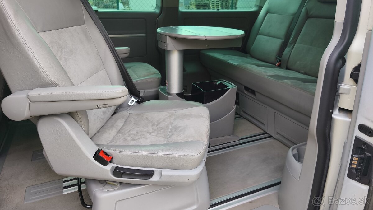 Volkswagen Multivan T5.1Highline 2.0TDI 186 000km - 12