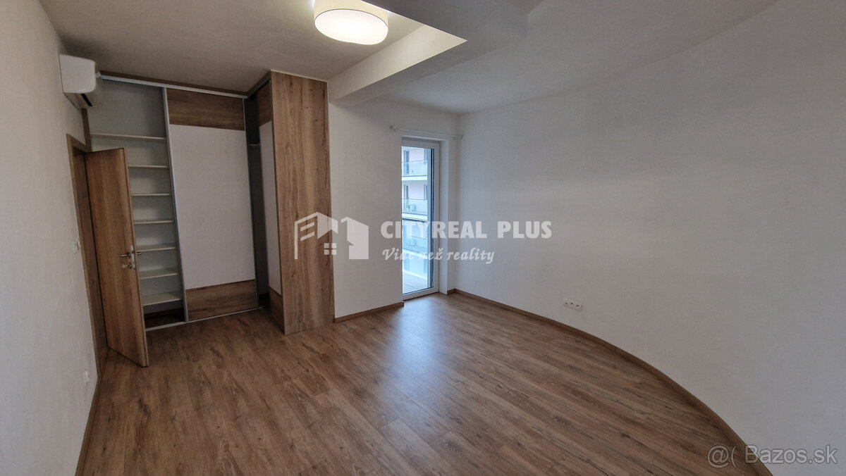 NA PRENÁJOM LUXUSNÝ 3 IZBOVÝ BYT SOHO NOVÉ ZÁMKY - 12